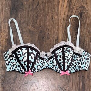 Victoria's Secret Animal Print Lace Bra